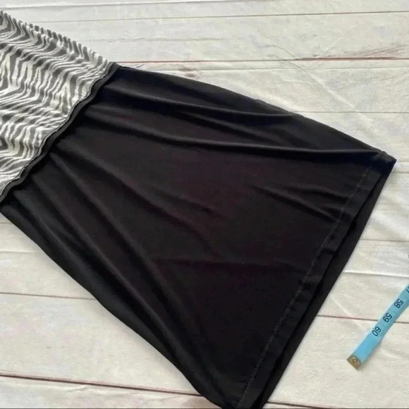 WHITE HOUSE BLACK MARKET ZEBRA Print Skirt - Picture 13 of 14